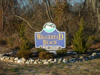 Whalehead Club subdivision sign